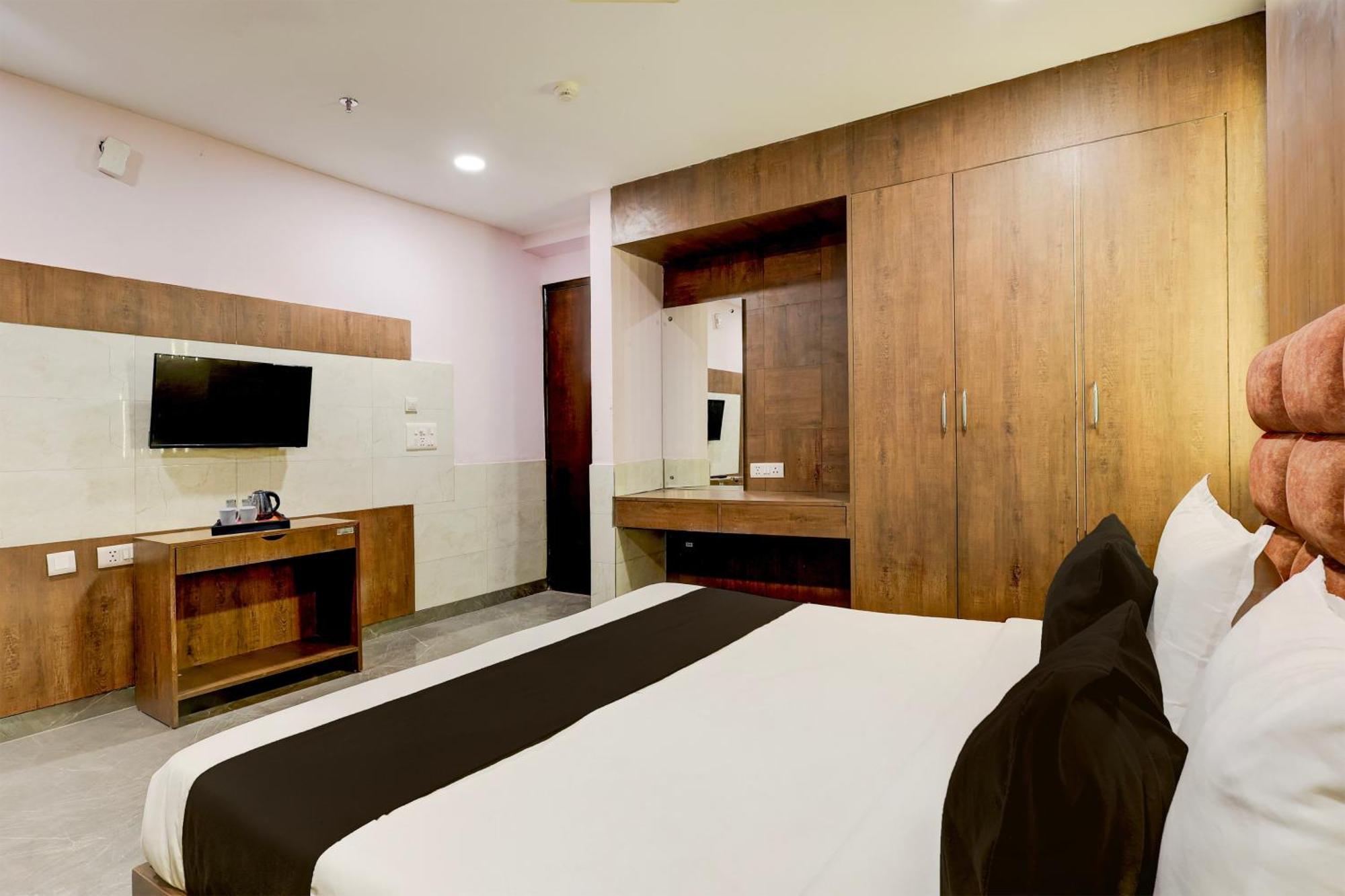 Super Hotel O Alipur Narela 외부 사진
